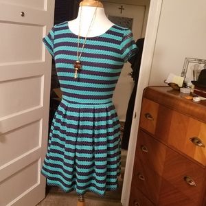 VINTAGE 1980s TURQUOISE AND NAVY BLUE STRIPED MINI